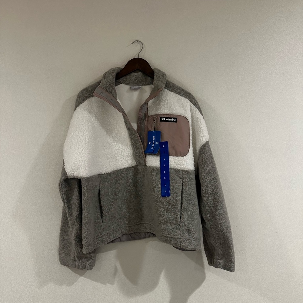 Columbia Grey, White & Taupe Sherpa Pullover Sweater